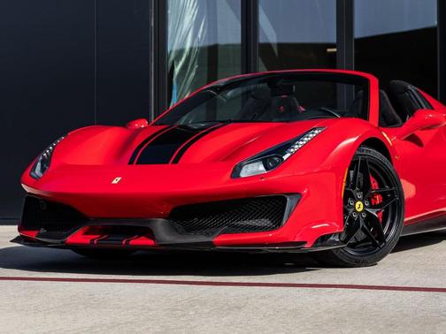 2019 Ferrari 488 Pista Base