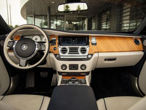 Andalusian White 2018 Rolls-Royce Dawn