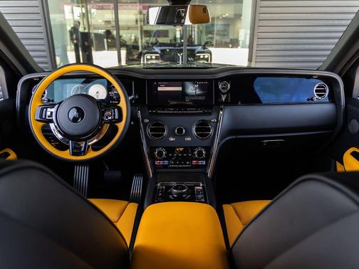 Black Diamond 2026 Rolls-Royce Cullinan