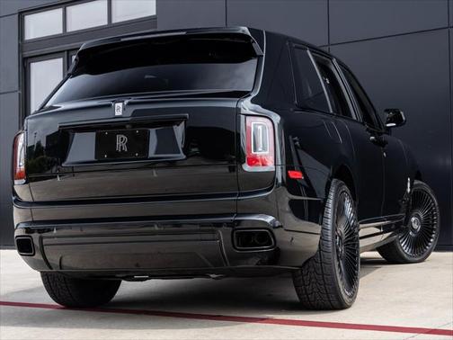 2023 Rolls-Royce Cullinan 
