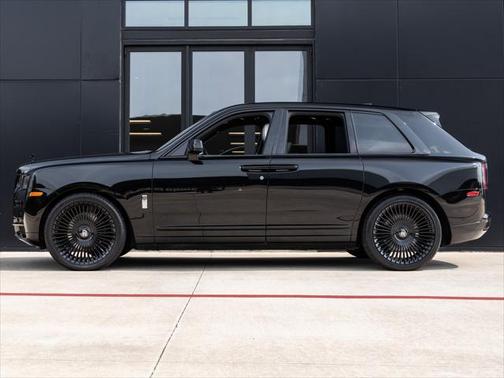2023 Rolls-Royce Cullinan 