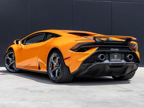 2023 Lamborghini Huracan Tecnica Coupe