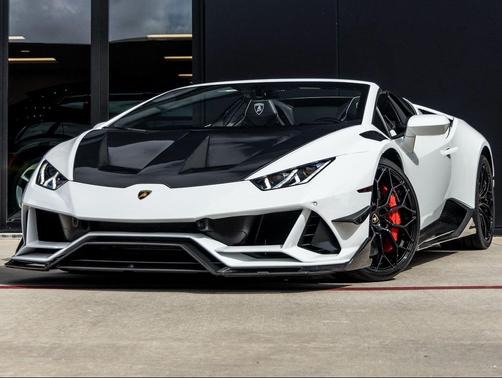 2024 Lamborghini Huracan EVO Spyder