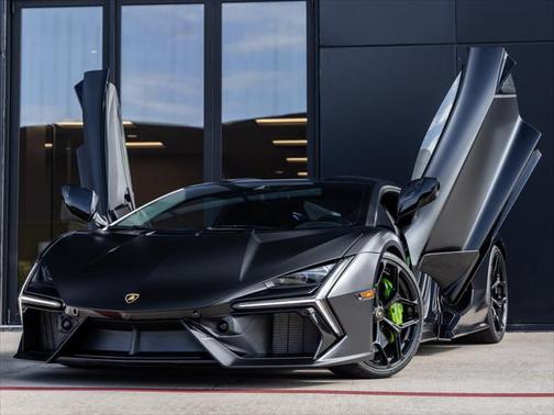 2024 Lamborghini Revuelto Base