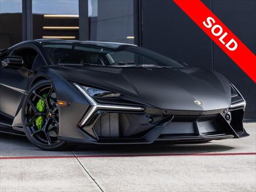 2024 Lamborghini Revuelto Base