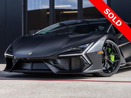 2024 Lamborghini Revuelto Base