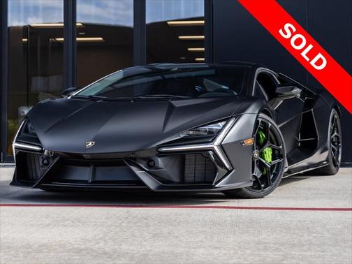 2024 Lamborghini Revuelto Base