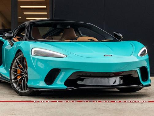 Black 2023 McLaren GT Base