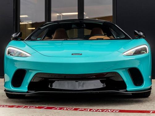 Black 2023 McLaren GT Base