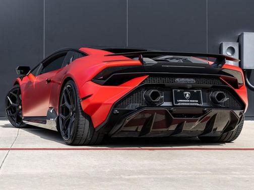 2024 Lamborghini Huracan Tecnica Base