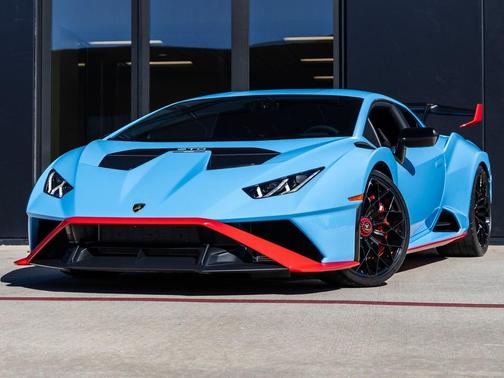 2024 Lamborghini Huracan STO Coupe