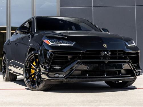 2024 Lamborghini Urus S