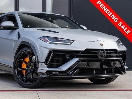 2023 Lamborghini Urus Performante