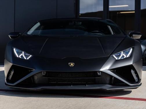 2023 Lamborghini Huracan EVO Coupe RWD
