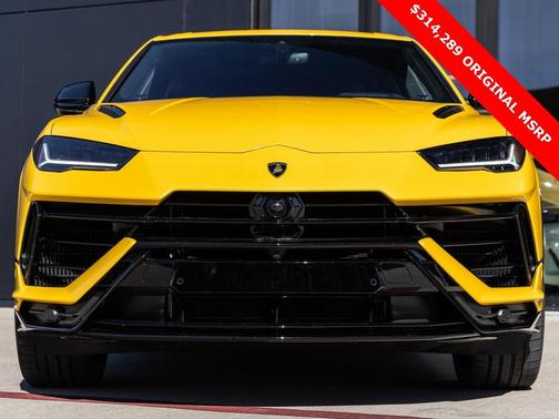 2023 Lamborghini Urus S