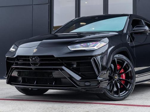 2024 Lamborghini Urus S