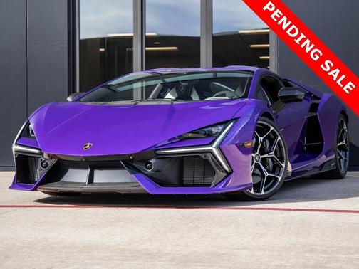 Viola Pasifae Metallic 2024 Lamborghini Revuelto Base