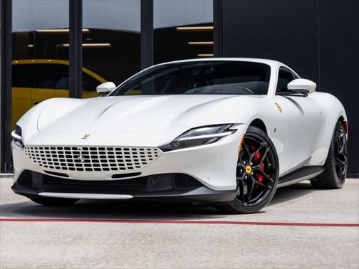 2023 Ferrari Roma Base