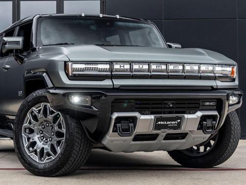Moonshot Green Matte 2024 GMC HUMMER EV SUV 3X