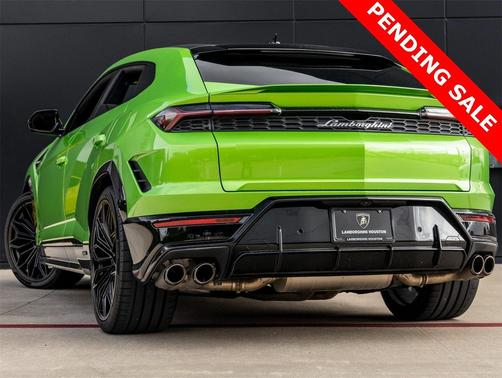 2025 Lamborghini Urus SE