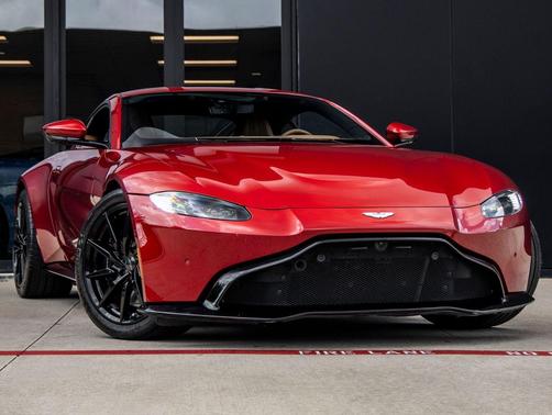 Diavolo Red 2020 Aston Martin Vantage Base