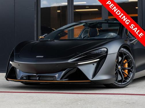 2025 McLaren Artura