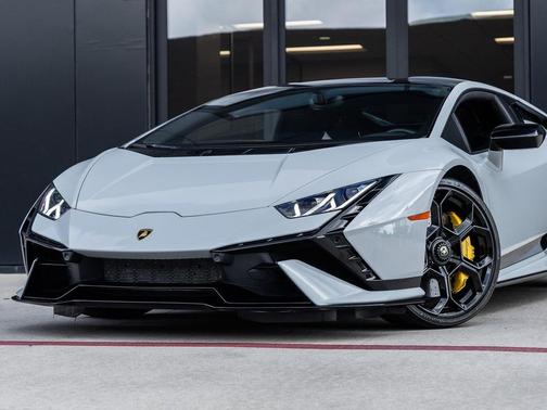 2023 Lamborghini Huracan Tecnica Coupe