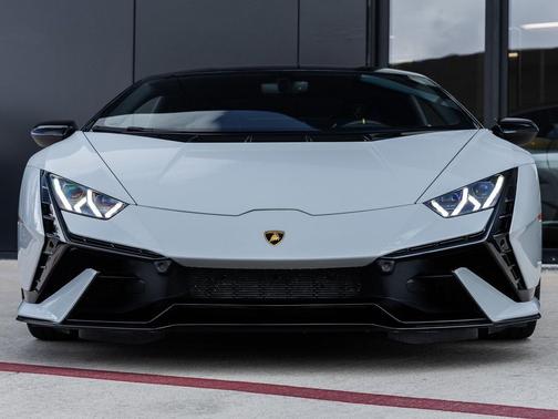 2023 Lamborghini Huracan Tecnica Coupe
