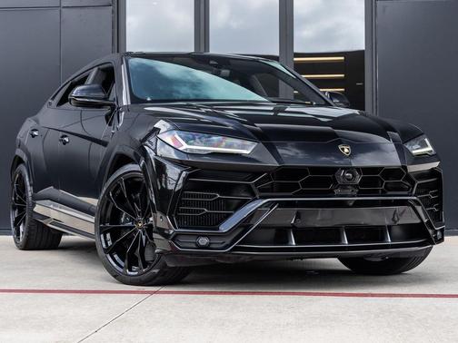 2019 Lamborghini Urus 