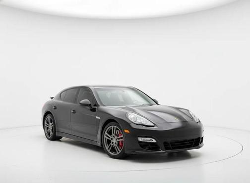 2013 Porsche Panamera GTS