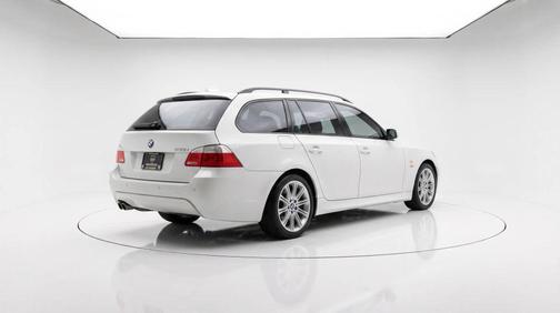 Alpine White 2010 BMW 535 xDrive