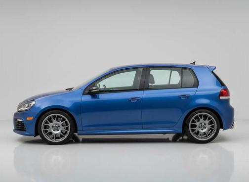 2012 Volkswagen Golf R 4-Door