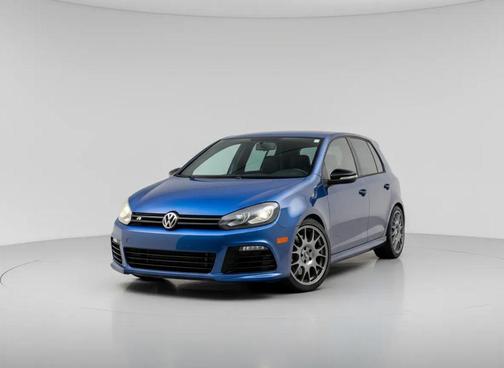 2012 Volkswagen Golf R 4-Door