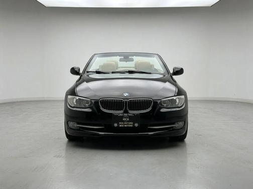 2011 BMW 335 335i Convertible 2D