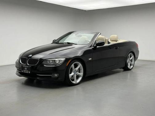 2011 BMW 335 335i Convertible 2D