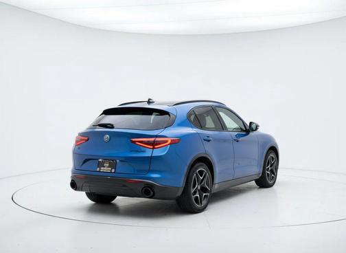 2020 Alfa Romeo Stelvio Ti Sport Carbon