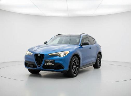 2020 Alfa Romeo Stelvio Ti Sport Carbon