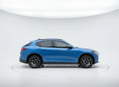 2020 Alfa Romeo Stelvio Ti Sport Carbon