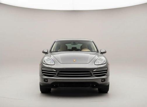 2014 Porsche Cayenne Platinum Edition