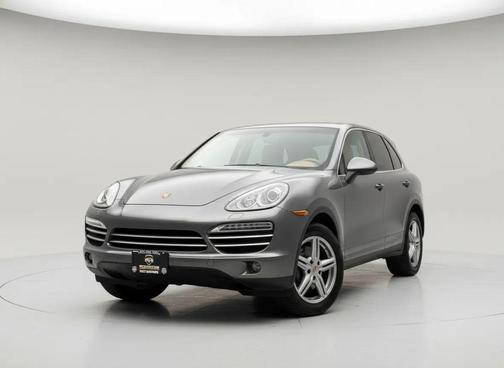 2014 Porsche Cayenne Platinum Edition