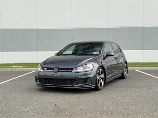 2018 Volkswagen Golf GTI 2.0T S 4-Door