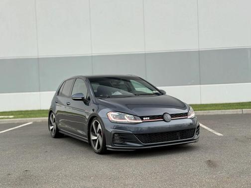 2018 Volkswagen Golf GTI 2.0T S 4-Door