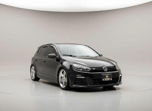 2012 Volkswagen Golf R 4-Door w/DCC & Navigation