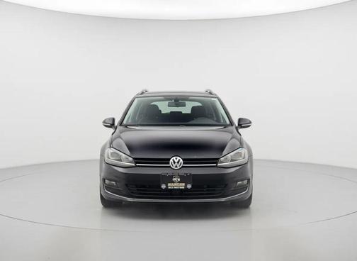2015 Volkswagen Golf SportWagen TDI SE 4-Door