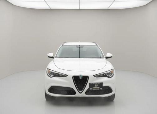 2018 Alfa Romeo Stelvio Sport