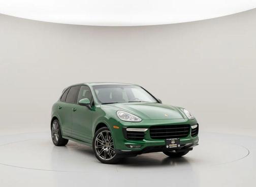 2016 Porsche Cayenne GTS