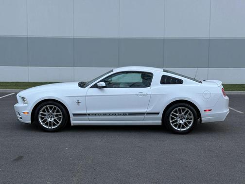 2014 Ford Mustang V6 Premium