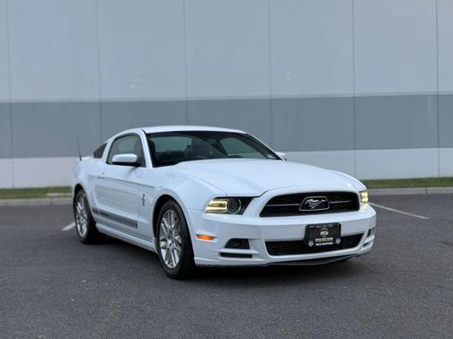 2014 Ford Mustang V6 Premium