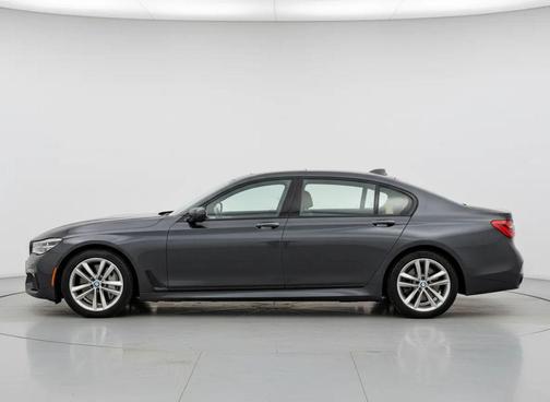 2017 BMW 750 i xDrive