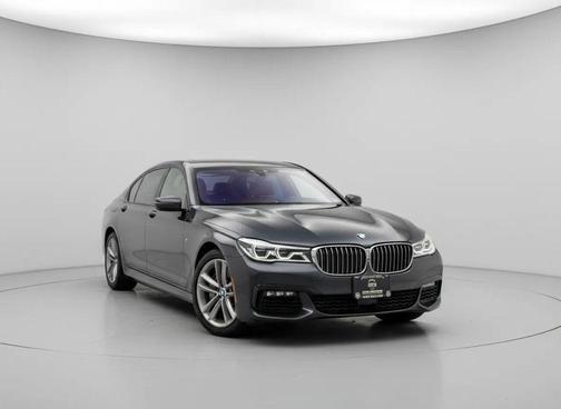 2017 BMW 750 i xDrive